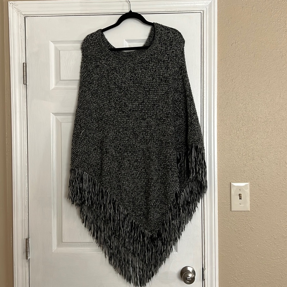 NWOT Poncho
